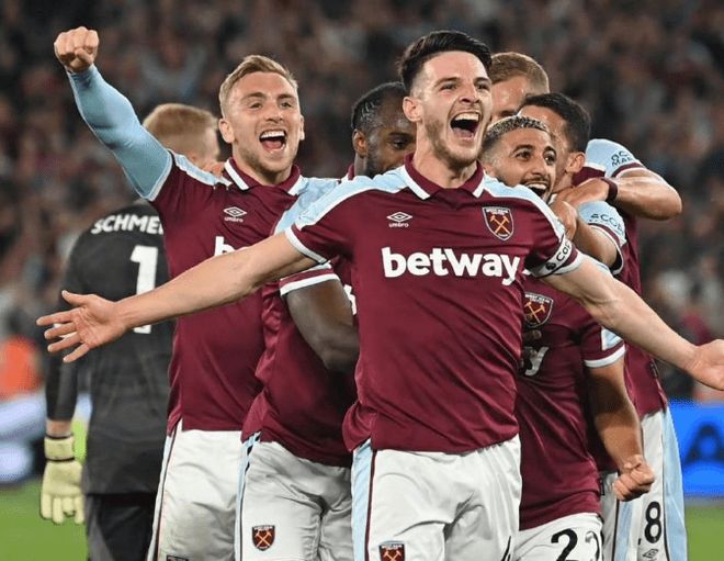 《塞尔达传说 王国之泪》：探索德库树长老之谜，勇斗加侬多夫