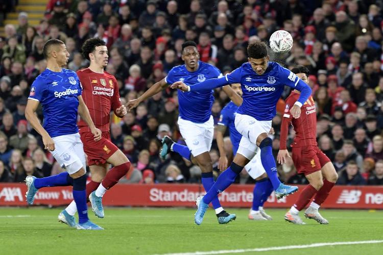 快船多点得分 缓解主力压力