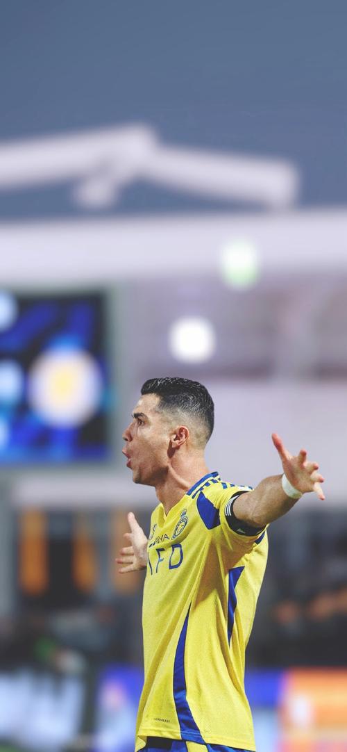 丢人！拿600万，却全场0分，还遭教练弃用，球迷：不上他山东必赢