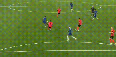 二次元游戏占手游近半市场