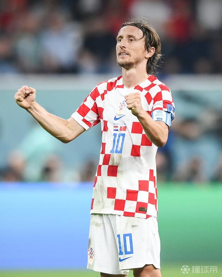 Mega64重现《龙珠Z》元气弹名场景 G胖、小岛秀夫等参演